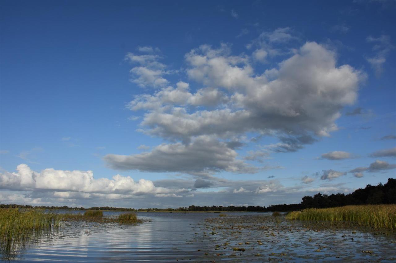 Camping Kleine Belterwijde, Wiede Lodge Met Uitzicht Over Het Water Exterior foto